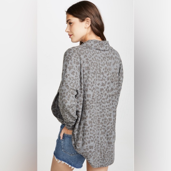 SUNDRY Leopard Print Cardigan Size 2/M - Picture 3 of 13